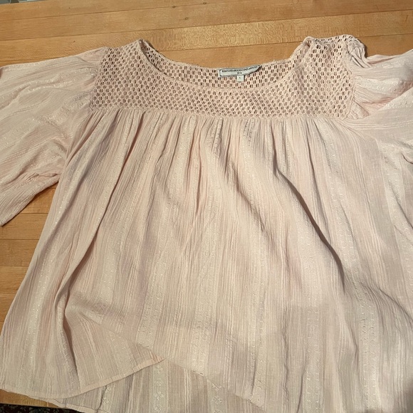 Anthropologie breezy top. Excellent condition. Size L. - Picture 4 of 4
